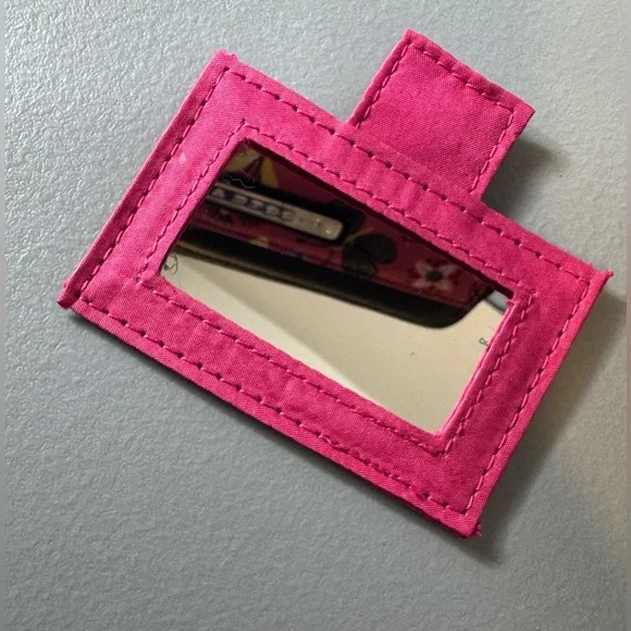 Lily Bloom Butterfly Meadow wallet with detachable mirror - Picture 5 of 6